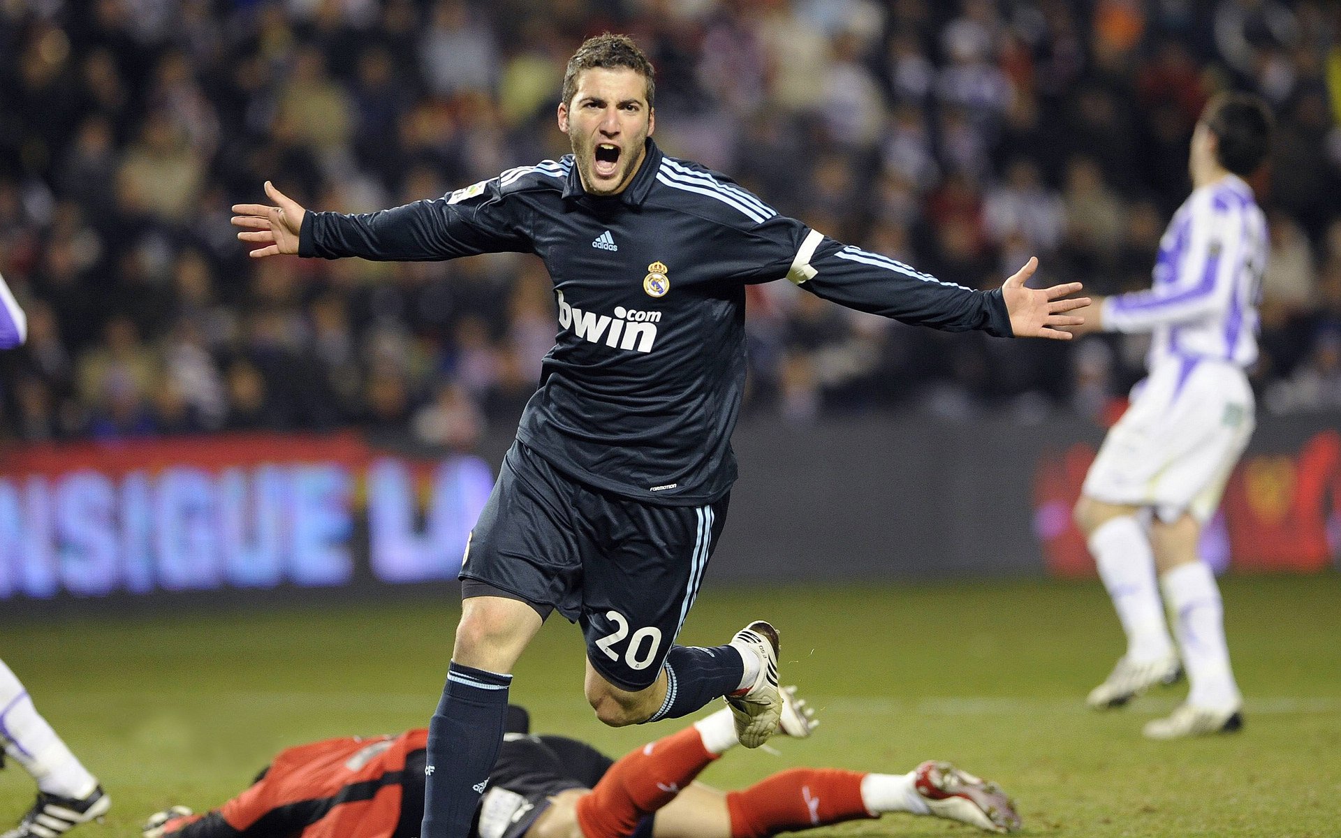 AYX SPORTS-哈曼力挺曼联“水货”：比阿森纳新援更惊艳！潜力比肩哈兰德