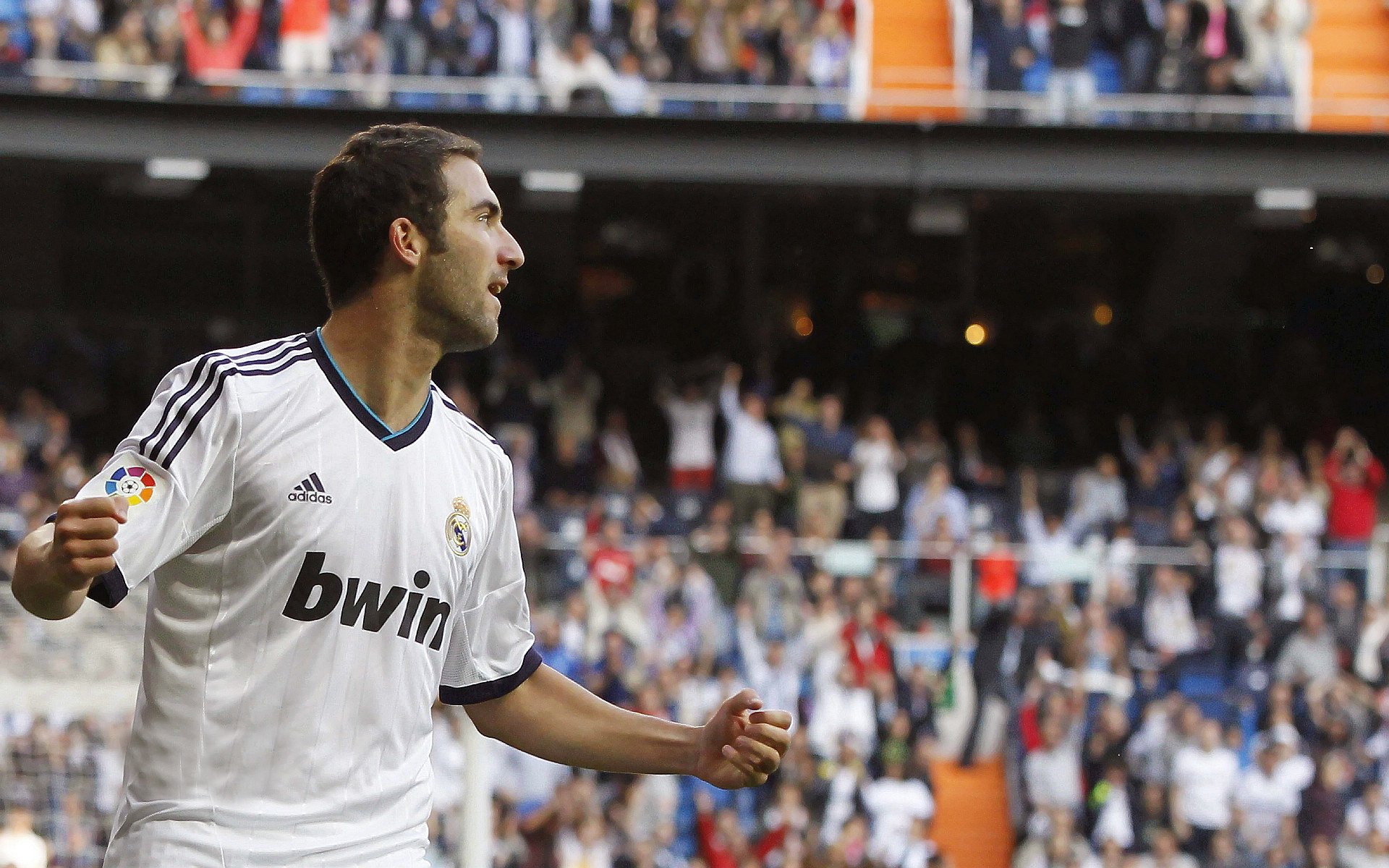 拜仁主帅称满意球队执行力，冠军指日可待，拜仁所有队员